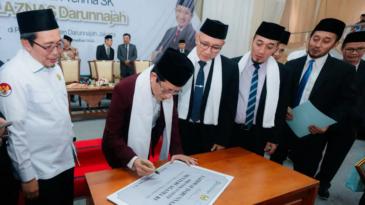 Menteri Agama Republik Indonesia Nasaruddin Umar, meresmikan Lembaga Amil Zakat Nasional (Laznas) Darunnajah di Pondok Pesantren Darunnajah Jakarta. (Istimewa)
