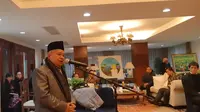 KH Muhyiddin Junaidi, Ketua Bidang Pendidikan dan Kaderisasi MUI di KBRI Beijing (19/2/2019)  (Rizki Akbar Hasan / Liputan6.com)