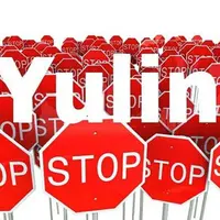 Anjing dan kucing merupakan binatang yang super lucu.