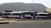 Bus Abu Sarhad yang melayani jemaah haji Tanah Air menuju Mekah. (Liputan6.com/ Wawan Isab Rubiyanto)