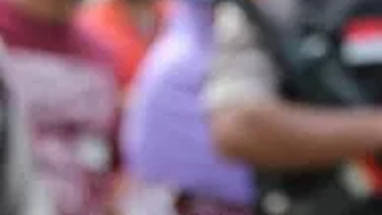 Upaya lainnya, kata Ardi adalah memeriksa saksi-saksi. Saat ini sudah ada tiga saksi yang diperiksa di antaranya adalah pemancing yang menemukan awal potongan tubuh tersebut.