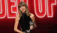 Taylor Swift Sumbangkan Penghargaan Video of the Year untuk Dolly Parton