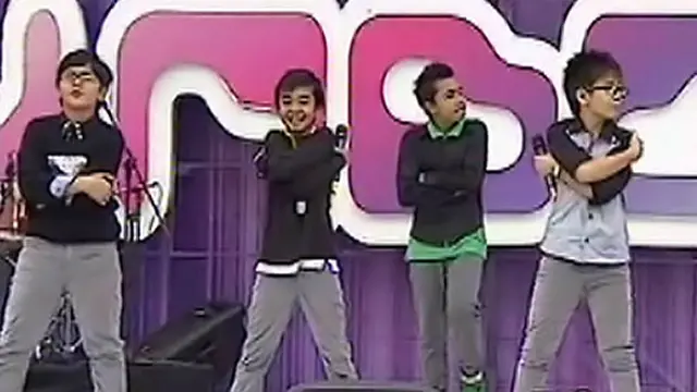 Super Seven - Minggu Ceria