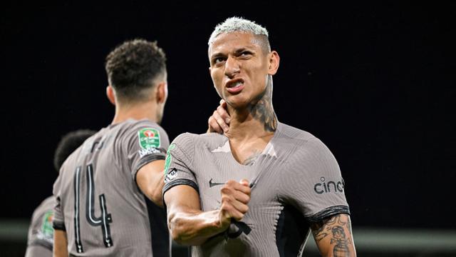 Fulham Vs Tottenham di Piala Liga Inggris