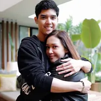 Potret Al Ghazali dan Maia Estianty (Instagram/alghazali7).