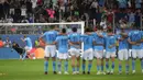 Skor pun imbang 1-1 dan bertahan hingga babak kedua berakhir. Saat perpanjangan waktu, tidak ada juga gol yang tercipta sehingga pertandingan Piala Super Eropa antara Manchester City melawan Sevilla harus ditentukan lewat adu penalti. (AP Photo/Petros Giannakouris)
