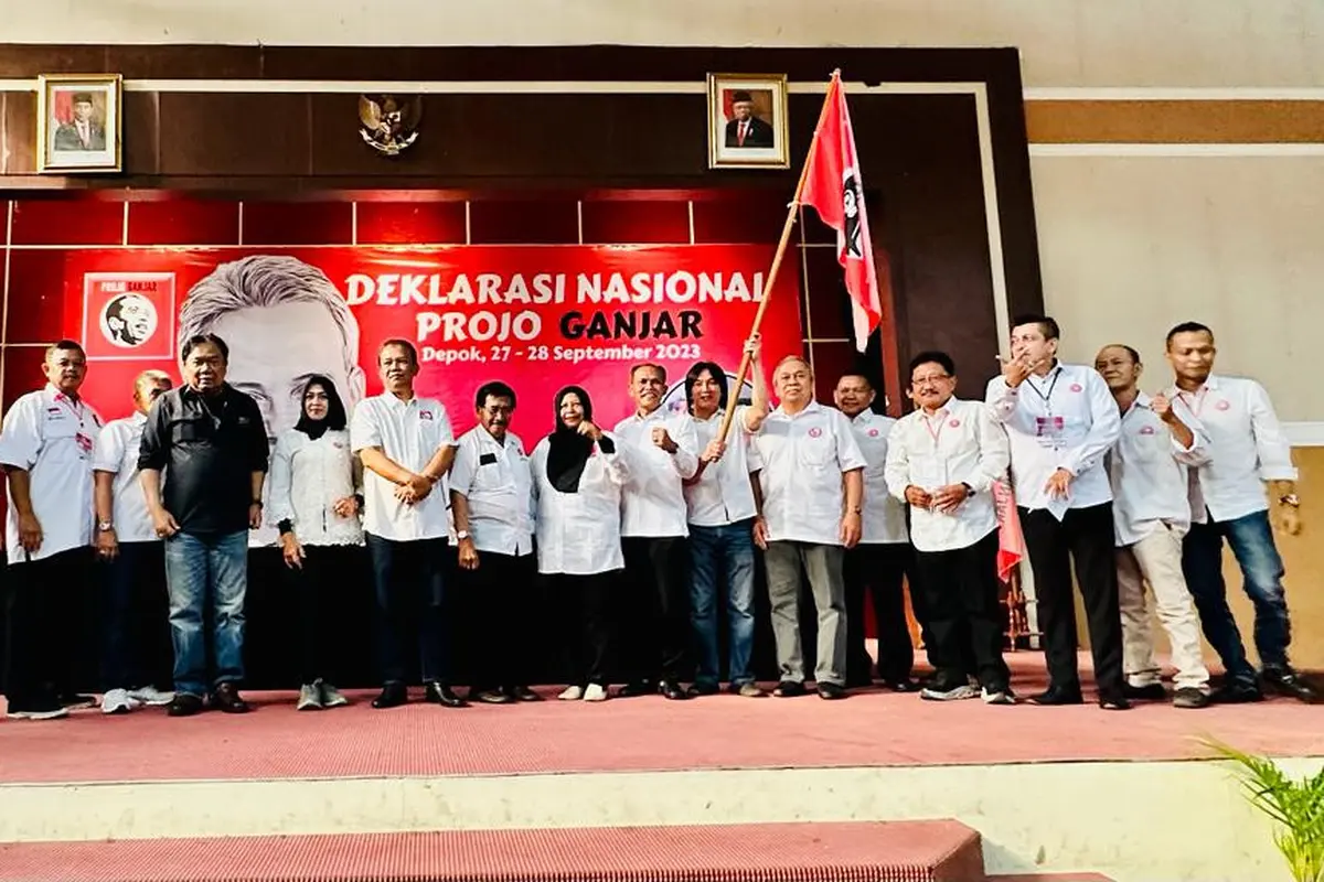 Sukarelawan yang tergabung dalam Pro Jokowi (Projo)