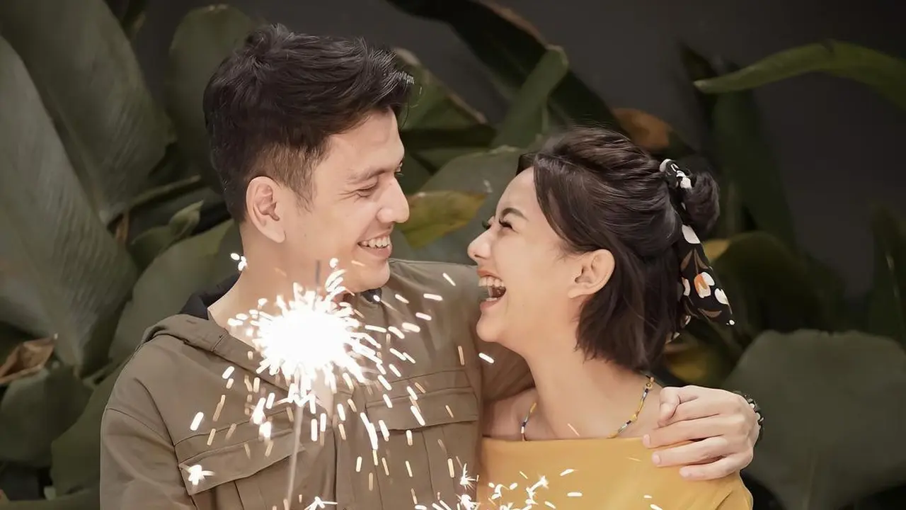 Glenca Chysara dan Rendi Jhon makin lengket (Instagram/glencachysaraofficial)