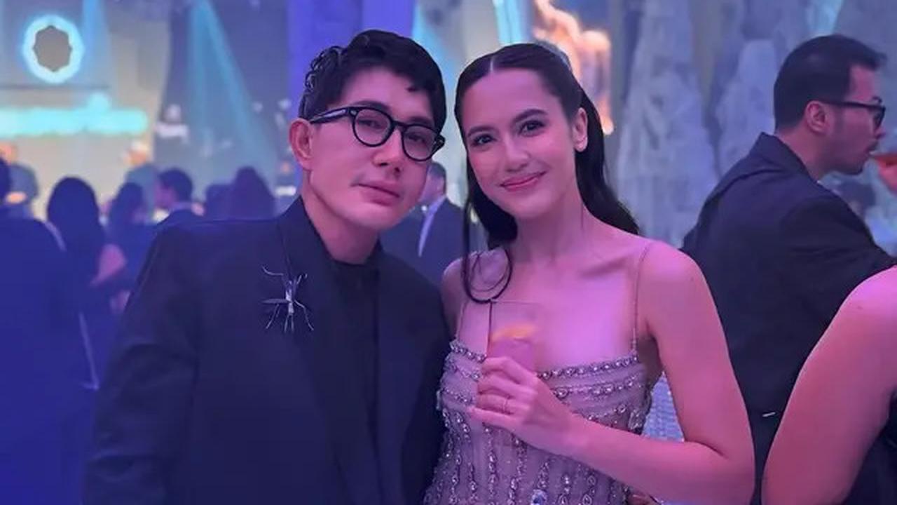 8 Foto Artis Pakai Long Dress di Resepsi Luna Maya dan Maxime, Tampil Elegan dan Anggun
