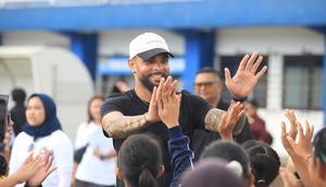 Stadion Persib (Sidolig), Jalan Ahmad Yani, Kota Bandung, dipenuhi semangat ratusan pesepakbola putri dalam program NEXT GOAL, Sabtu (11/4/2026) sore. (Bola.com/Erwin Snaz)