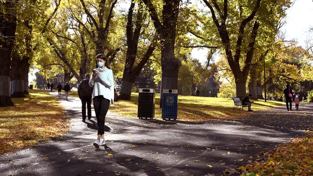 Suasana Taman di Melbourne saat Lockdown Diperpanjang