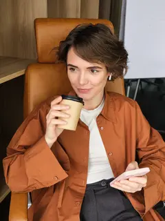 Sikap positif./Copyright freepik.com/author/benzoix