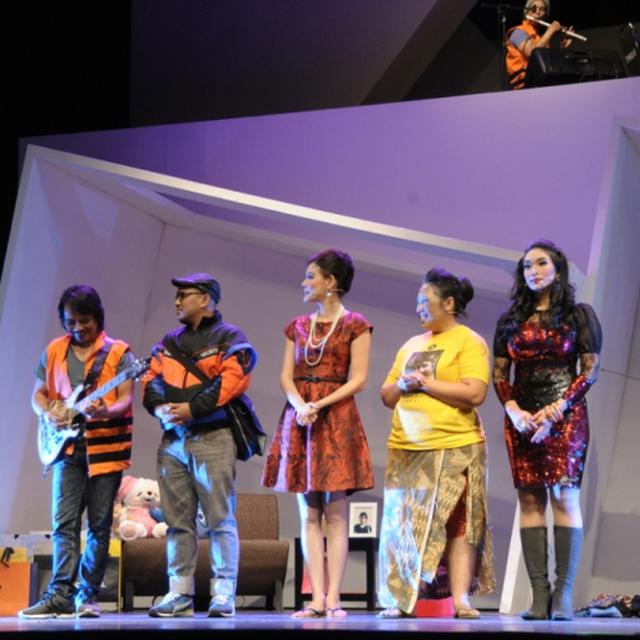 Teater Monolog Unik 3perempuanku Bukan Bunga Lelaki Citizen6 Liputan6 Com