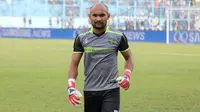 Kiper Persebaya, Alfonsius Kelvan. (Bola.com/Aditya Wany)