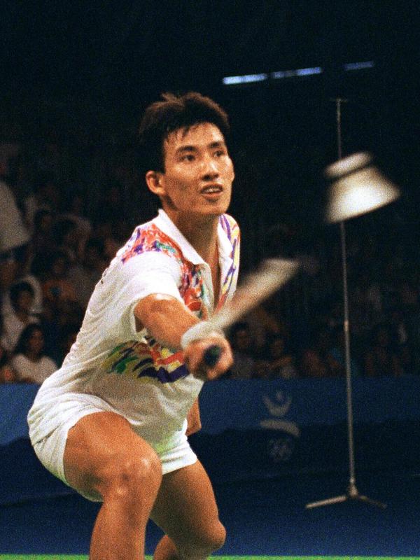 Alan Budi Kusuma saat saat tampil di Olimpiade Barcelona 1992. (AFP/Alberto Martin)
