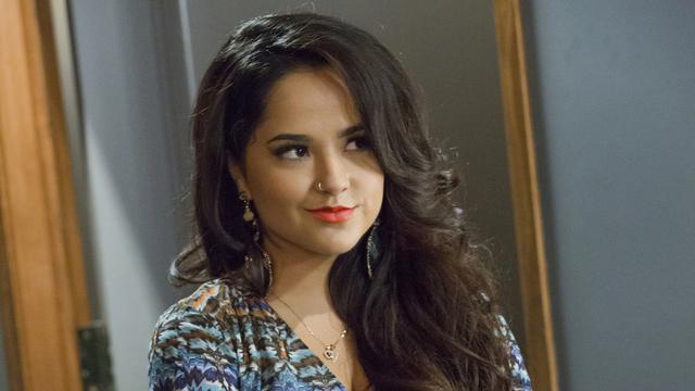7 Potret Becky G Ranger Kuning Pacar Pemain La Galaxy Bola