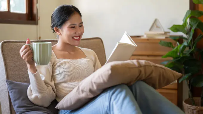 wanita february semangat lagi