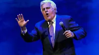 Jay Leno menulis dua buah buku berjudul Ho to Be the Funniest Kid in the Whole Wide World dan If Roast Beef Could Fly. (DAVID BECKER / GETTY IMAGES NORTH AMERICA / AFP)