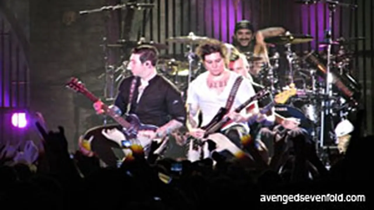 120504avengedsevenfold.jpg