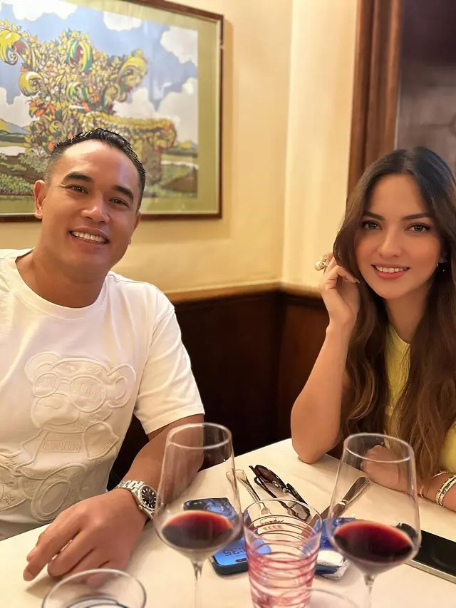 Nia Ramadhani di kota Milan (Instagram/ramadhaniabakrie)