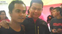 Isak Tangis Lepas Asisten Pelatih Semen Padang