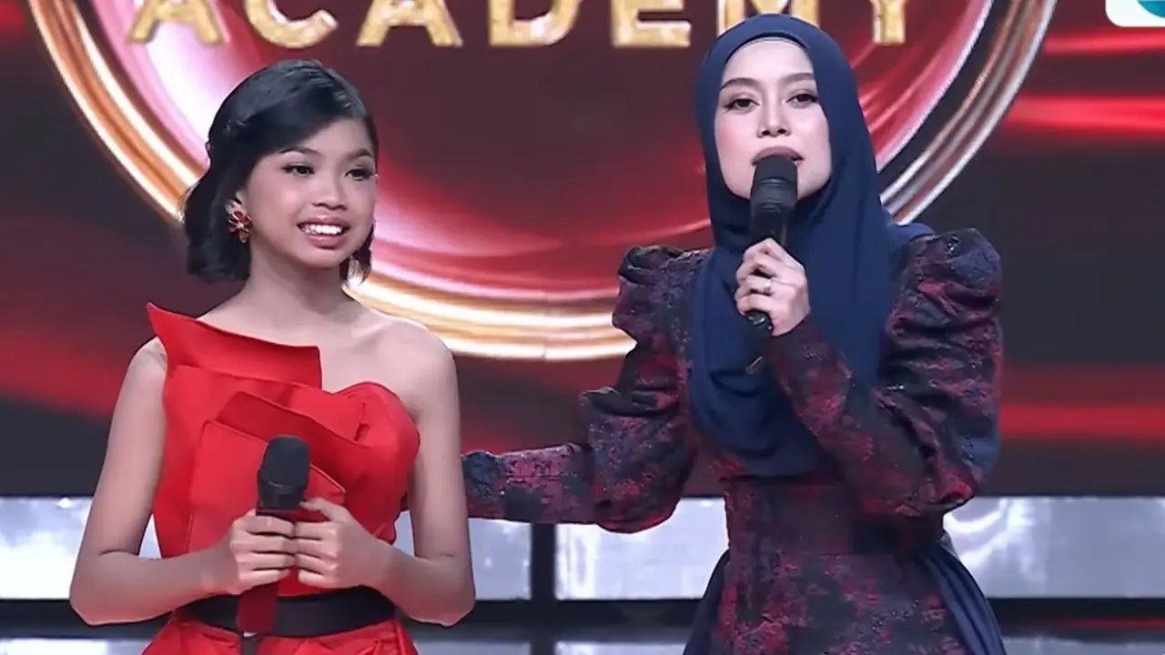 Alexa Ciamis & Lesti Kejora