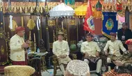 Jokowi Terima Gelar Adat Baginda Pemuka Bangsa di Lampung