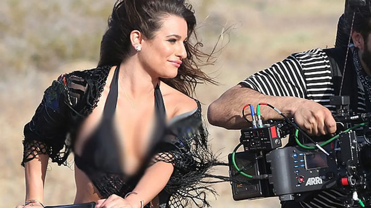 Lea Michele Tampil Seksi di Video Klip Terbaru