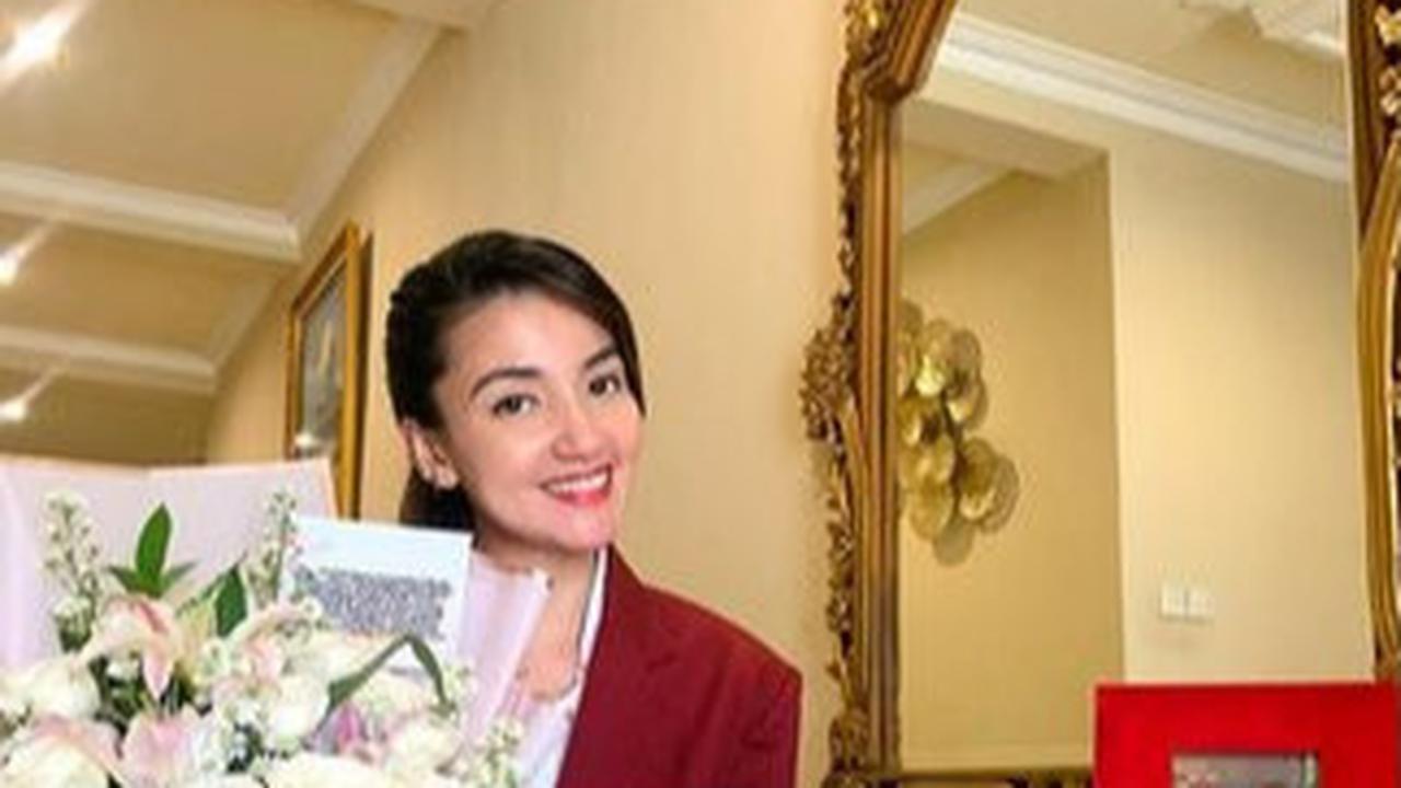 Tsania Marwa Raih Gelar Magister Psikologi, Dua Anaknya yang Kini Diasuh Atalarik Syach Jadi Inspirasi Judul Tesis