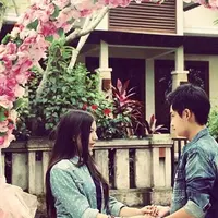 Akibat foto mesra Randy Martin dan Cassandra Lee digosipkan terlibat cinlok. Apa kata Randy tentang hal ini.