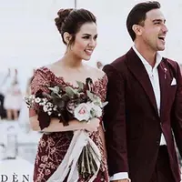 Sebelumnya, penyanyi Raisa Andriana dipersunting aktor sekaligus presenter, Hamish Daud. Pria berkebangsaan Australia. Keduanya meresmikan hubungannya di Ayana Midplaza Hotel, Jakarta Pusat Minggu (3/9/2017).