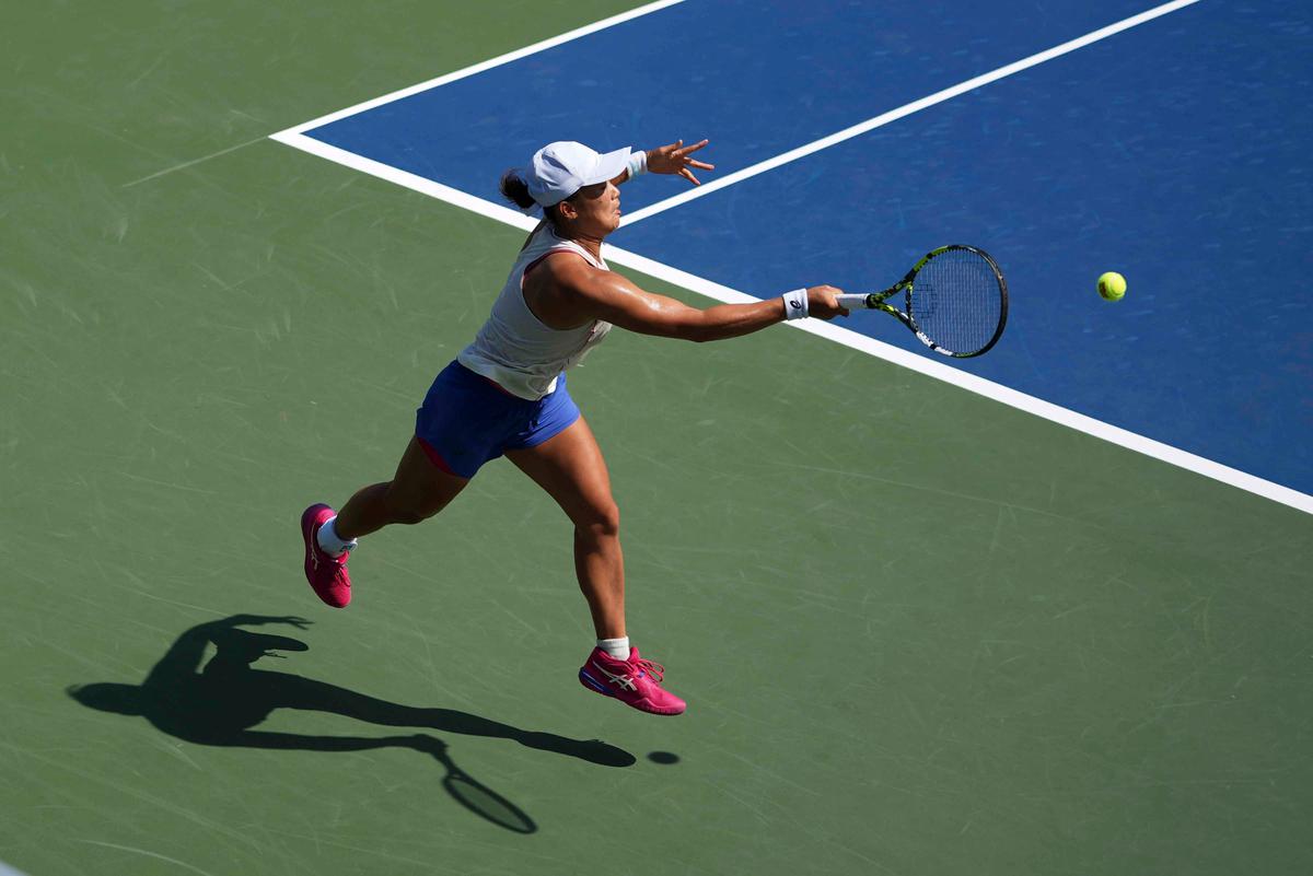 FOTO: Petenis Indonesia Janice Tjen Ukir Sejarah, Lolos ke Babak Kedua US Open 2025