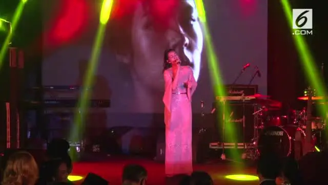 VIDEO: Merdunya Suara Raisa Menyanyikan Teduhnya Wanita