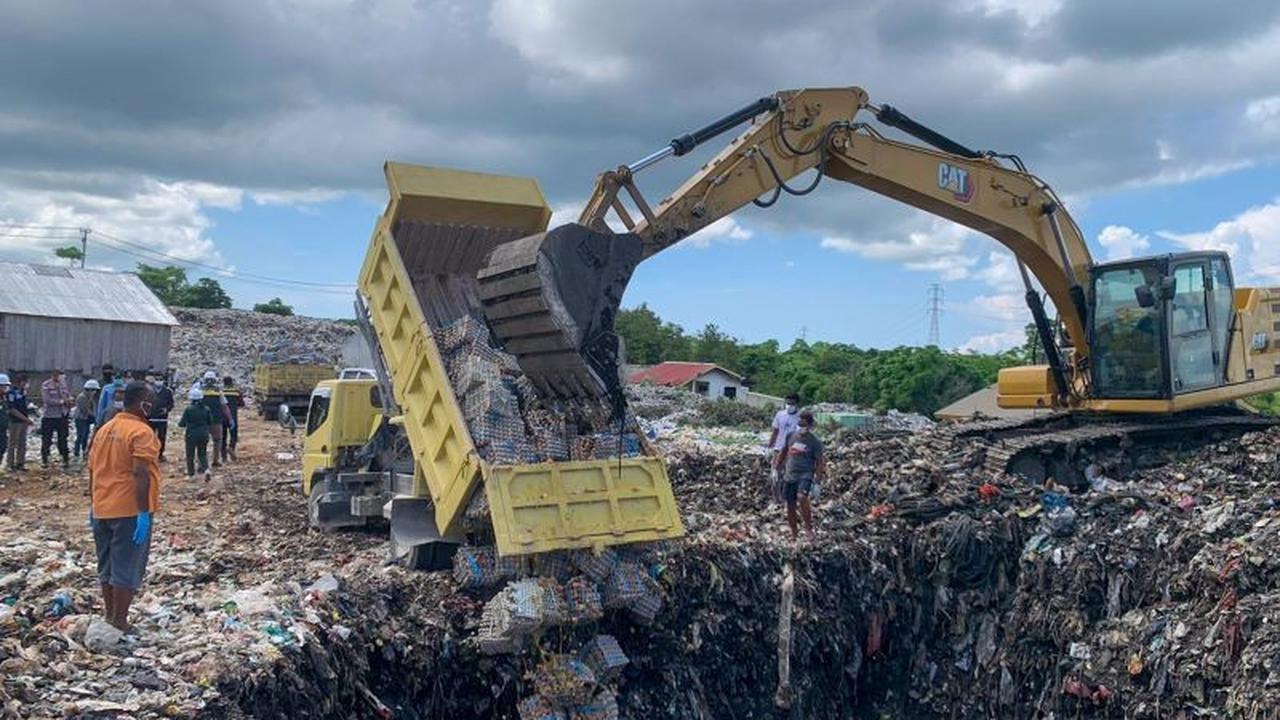 Karantina NTT Musnahkan 9,4 Ton Telur Busuk Senilai Rp300 Juta, Jaga Keamanan Pangan
