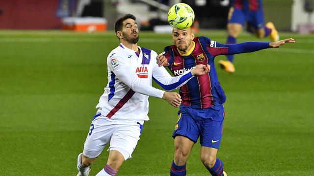 Foto Liga Spanyol: Tanpa Messi, Barcelona Ditahan Eibar 1-1