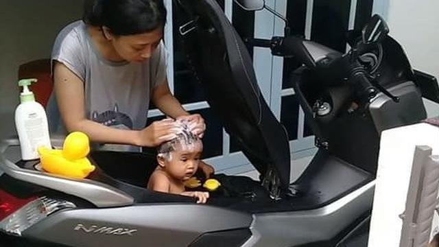 Tingkah Kocak Emak-Emak yang Bikin Gak Habis Pikir