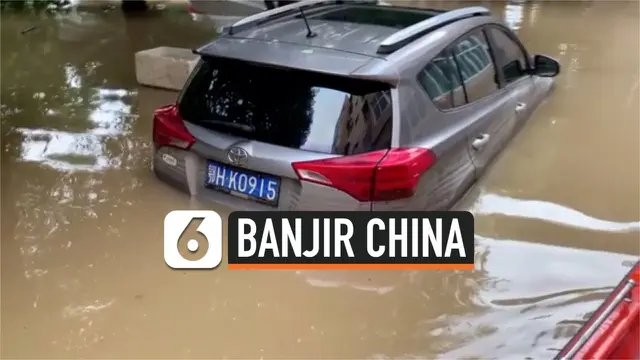 VIDEO: Banjir Hebat Genangi China, Mobil Hampir Tenggelam