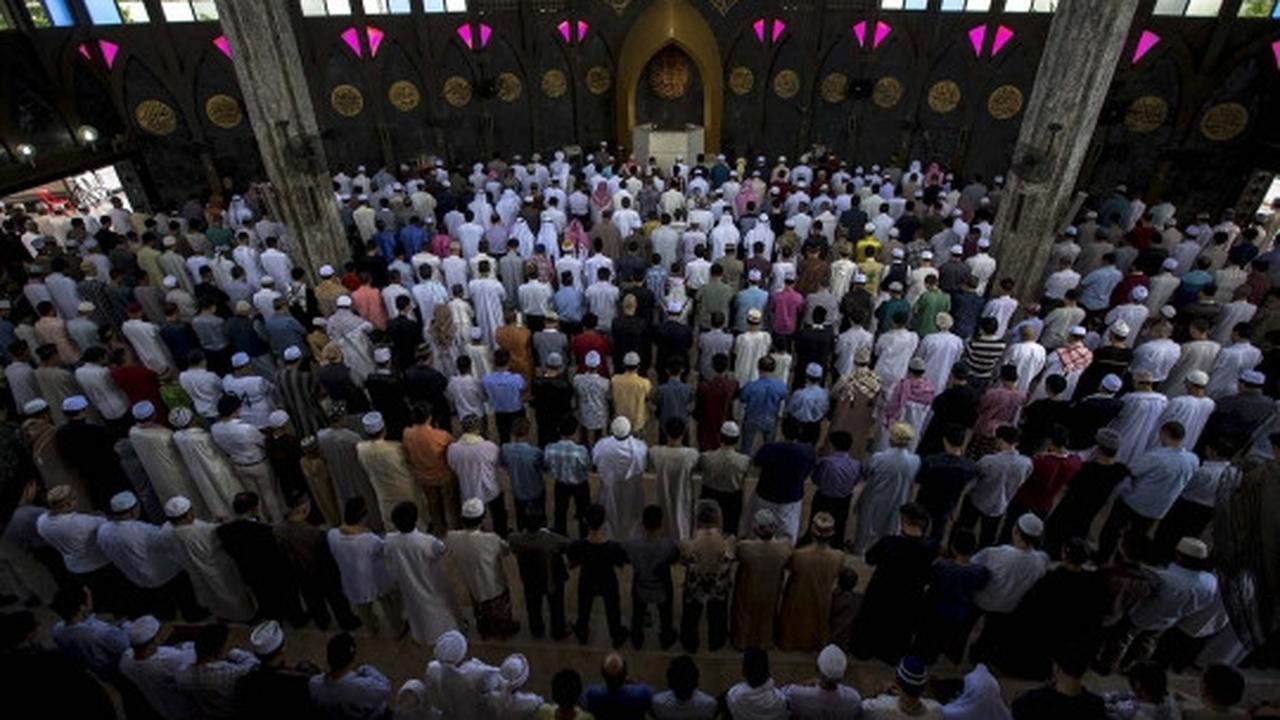 Gema takbir Idul Fitri berkumandang di belahan dunia