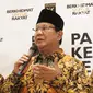 Ketua Umum Partai Gerindra, Prabowo Subianto memberikan keterangan pers sai pertemuan tertutup di kantor DPP PKS, Jakarta, Senin (30/07). Kedatangan Prabowo membahas cawapres dan koalisi dengan Partai Demokrat. (Liputan6.com/Herman Zakharia)