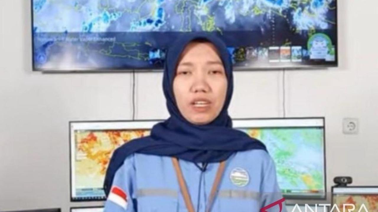 BMKG Sumut Waspada Hujan Angin: Potensi Banjir dan Longsor di Sumatera Utara, Apa yang Perlu Anda Tahu?