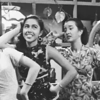 Tiga Dara diperankan oleh Chitra Dewi, Mieke wijaya, dan Indriati Iskak besutan Usmar Ismail (wikipedia)