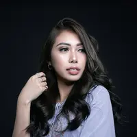 Romantic Nude Glam Makeup - Picci Ramlan for FIMELA.com