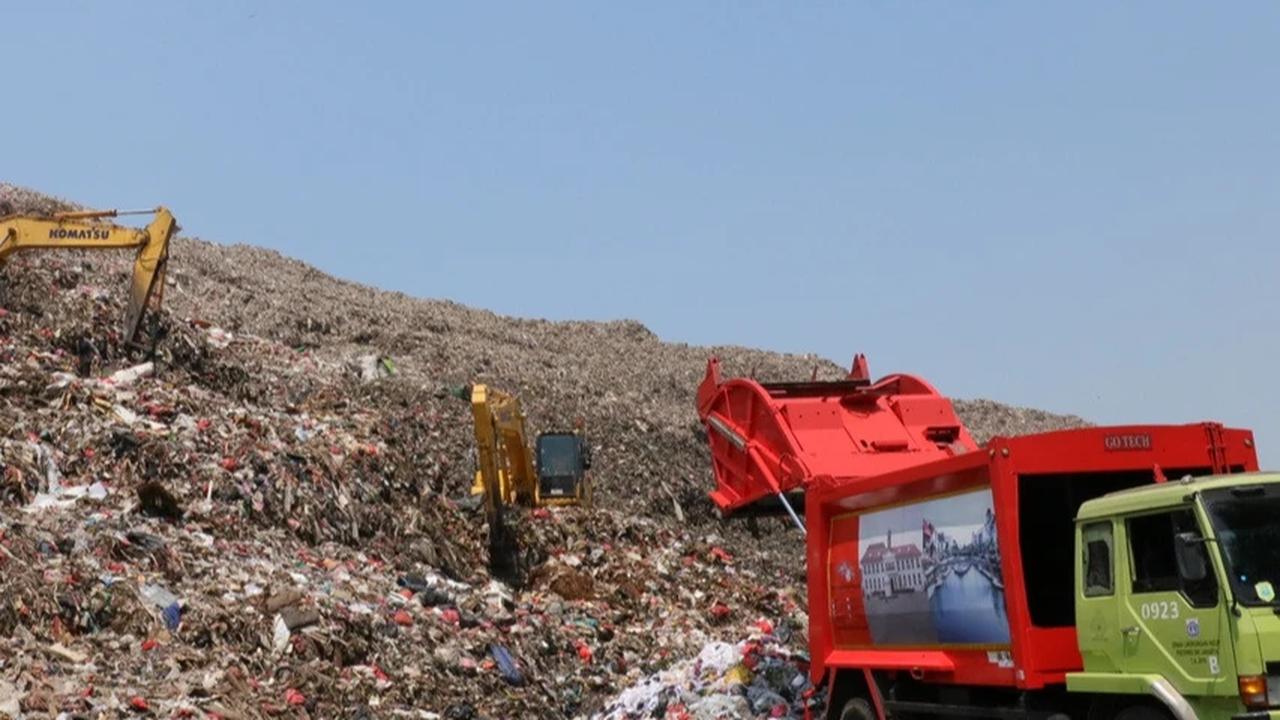 Bukit Sampah Bantargebang