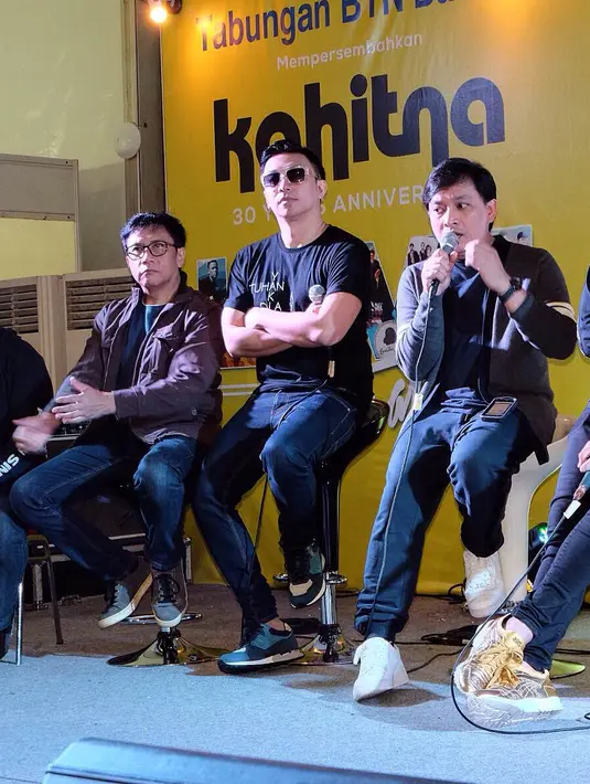 Pentolan grup Kahitna, Yovie Widianto mengaku jika dirinya sudah siap menyuguhkan aksi maksimal dalam konser yang mengangkat 4 tema  yaitu Love, Hope, Passion, dan Dreams ini. (Dezmond Manullang/Bintang.com)