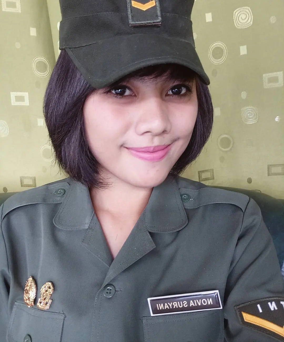 Anggota TNI Cantik (Sumber Foto: Instagram/aparatcakep)