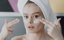 Hati-hati Jangan Sembarangan Pakai Kosmetik, Ini 8 Kandungan yang Bahaya Buat Kulit