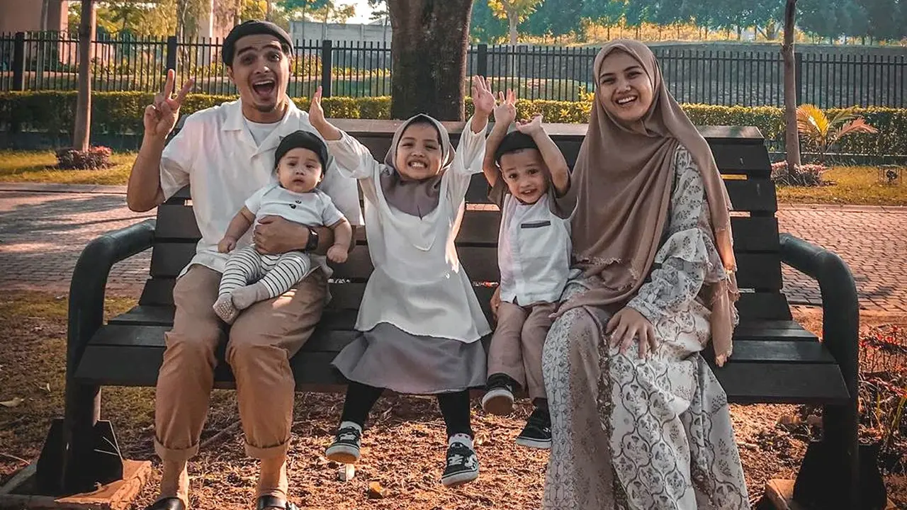 Ricky Harun dan Herfiza