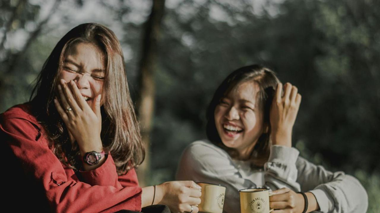 Pantun Ucapan Terima Kasih Lucu<br>