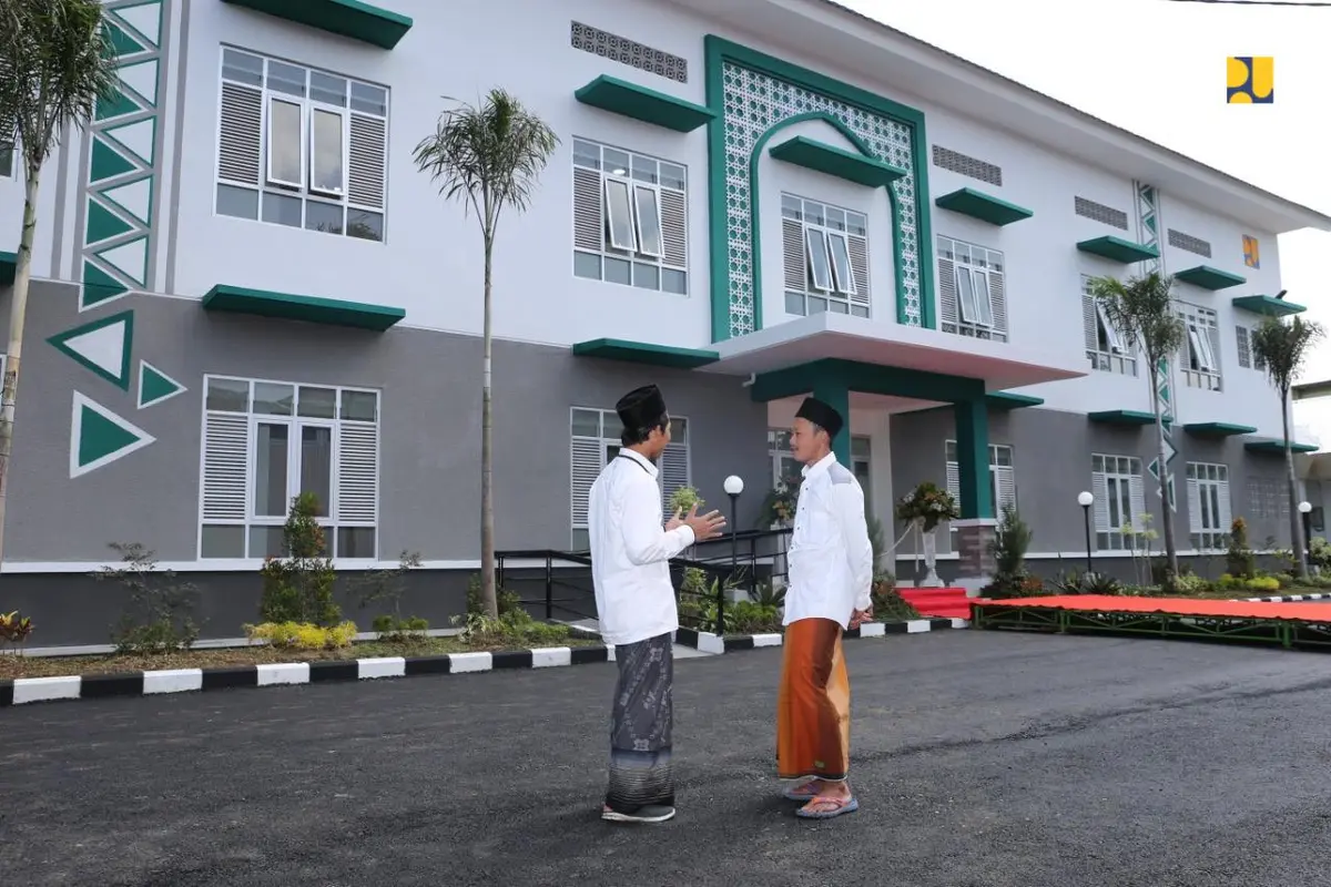 Program Padat Karya Tunai (PKT)