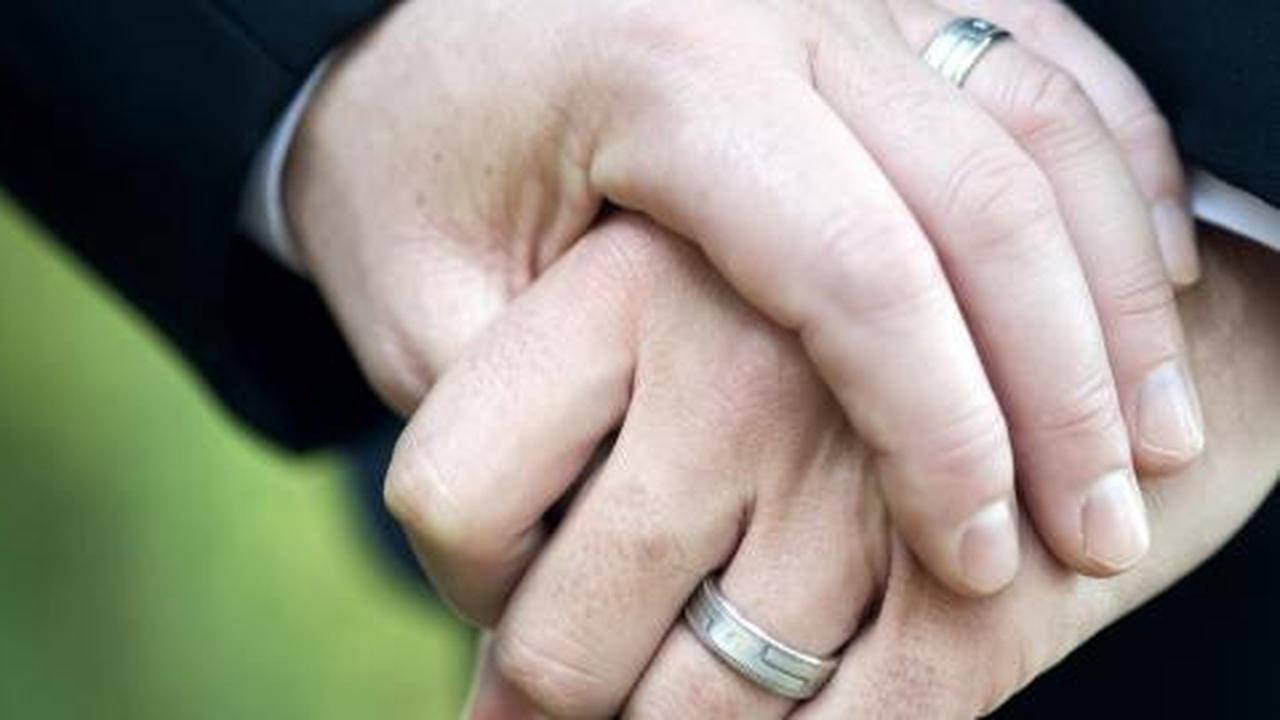 Hubungan pria sesama jenis ternyata rentan masalah kesehatan
